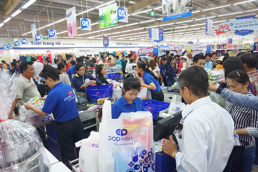 Gò Công khai trương siêu thị Co.opmart