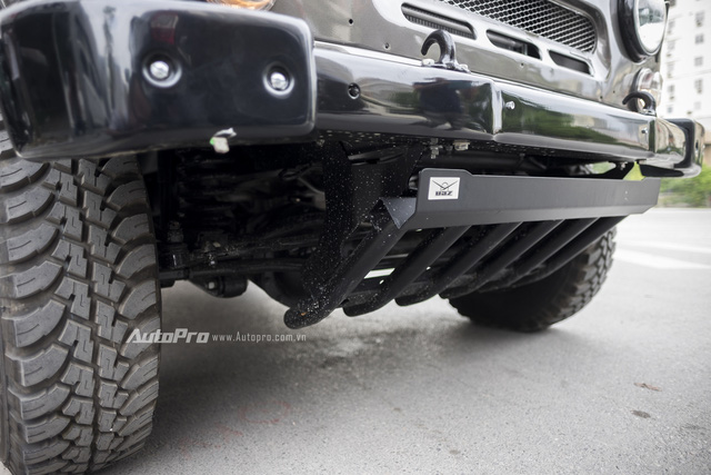 
Gầm bệ của Uaz Hunter được l&agrave;m kh&aacute; chắc chắn
