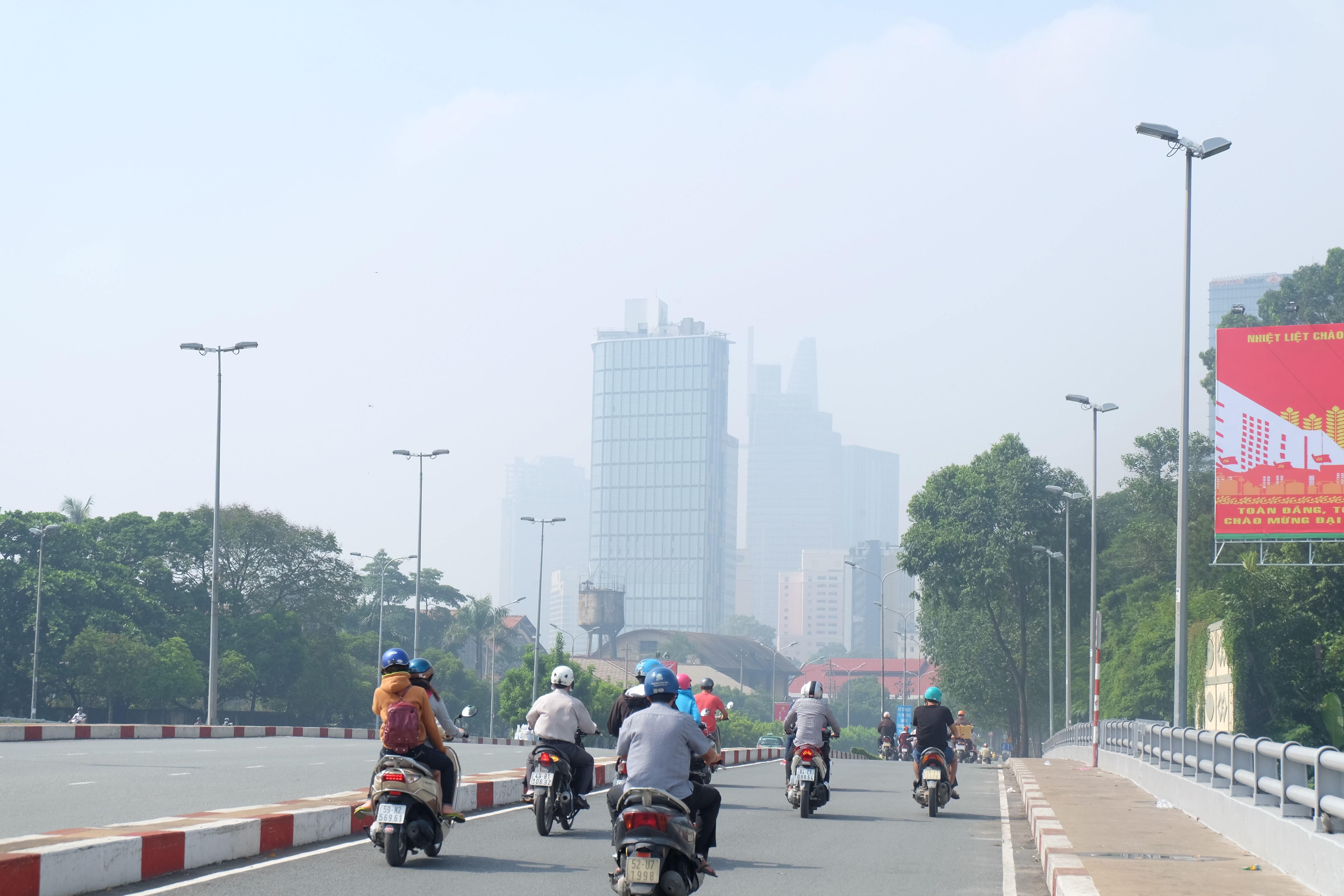 TP HCM trong sương mù chứa nhiều bụi bẩn