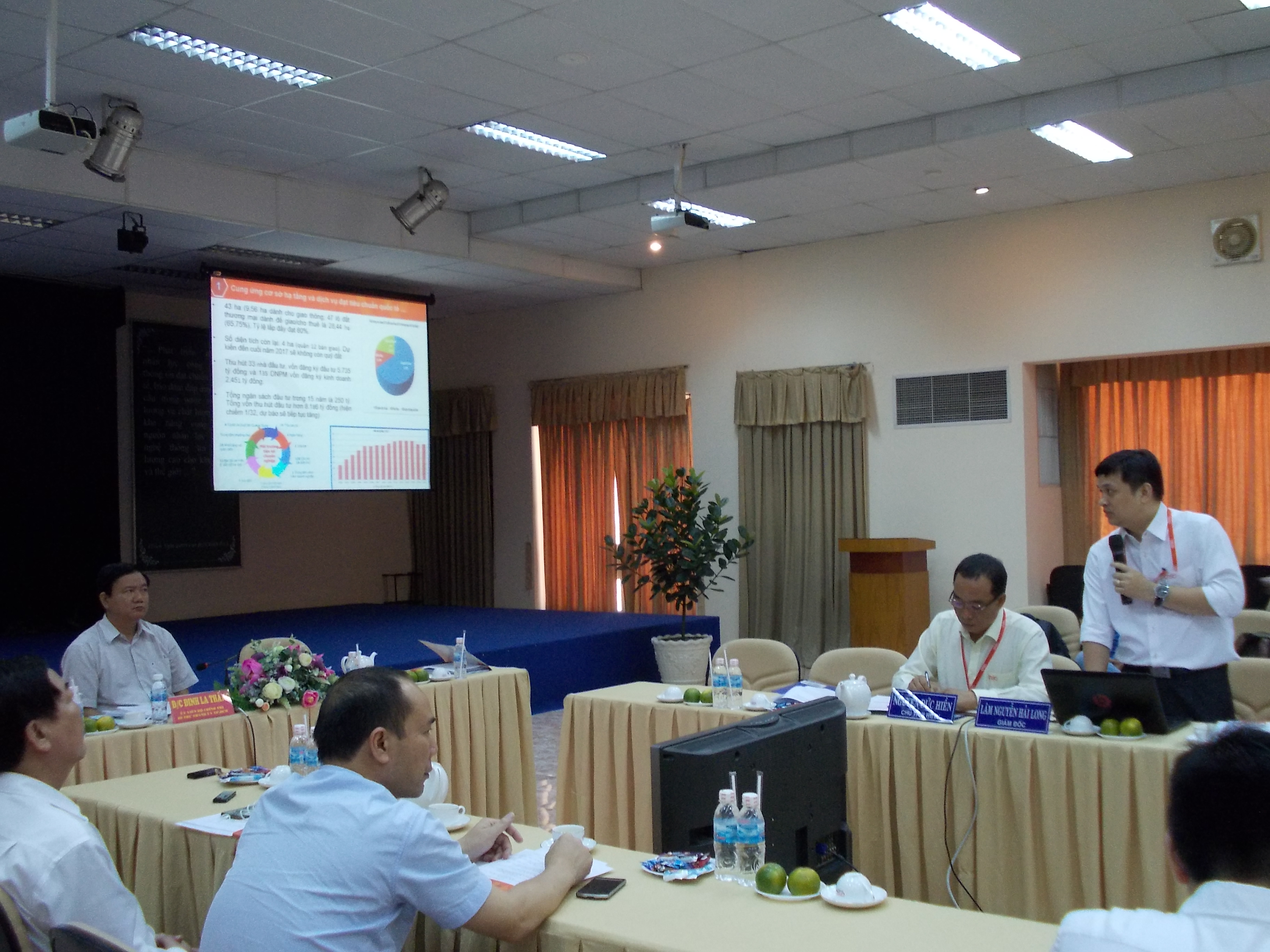 Bí thư Đinh La Thăng: Thu nhập của người làm phần mềm còn thấp