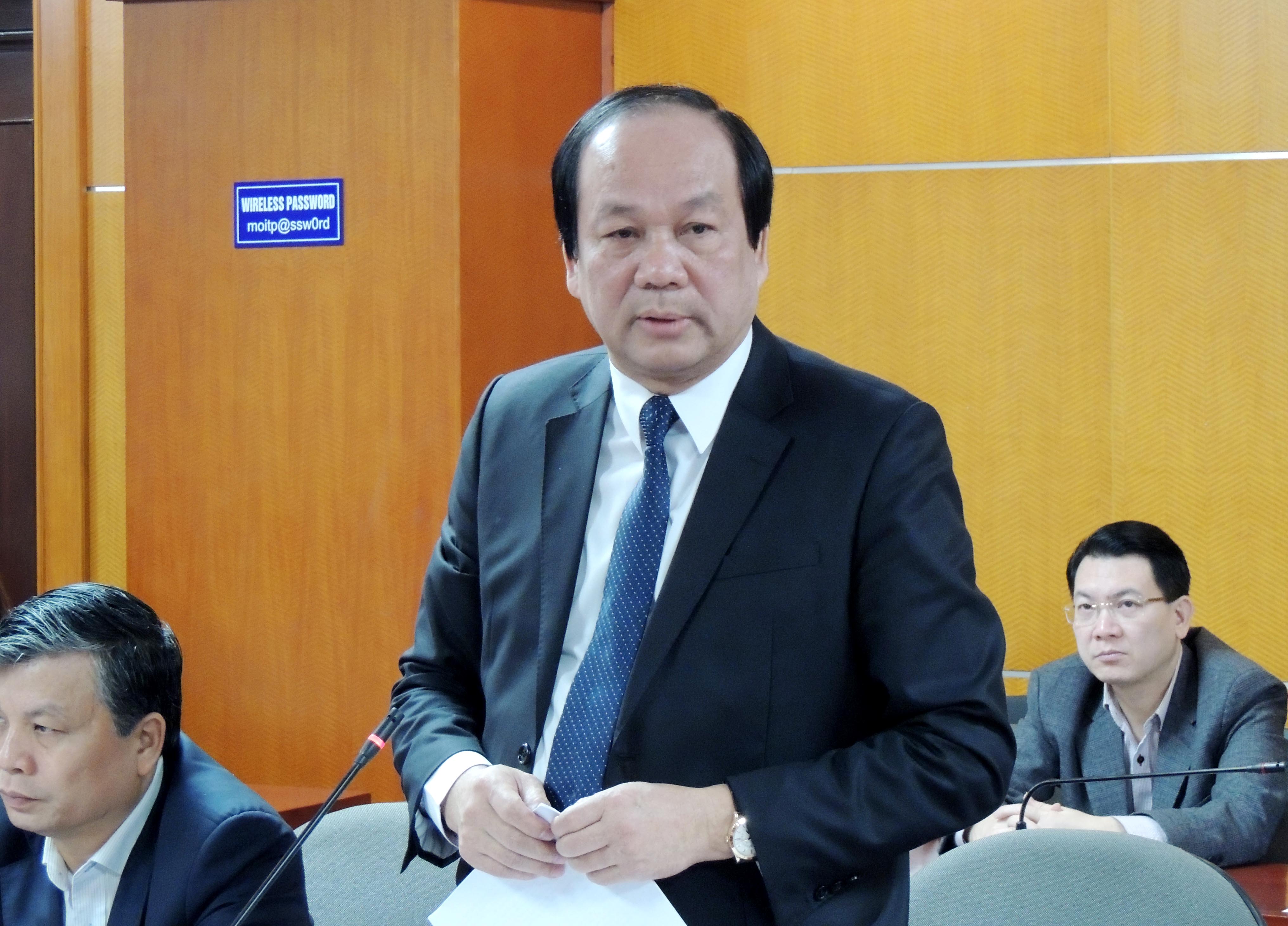 
Bộ trưởng Mai Tiến Dũng n&ecirc;u 8 nh&oacute;m vấn đề của Bộ C&ocirc;ng Thương cần l&agrave;m r&otilde;
