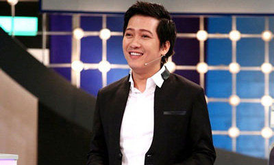 Đầu năm, showbiz Việt nóng toàn chuyện tình tay ba!