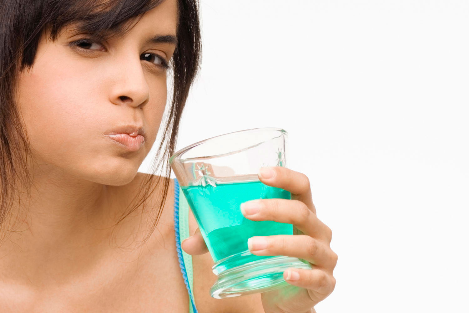 Công dụng bất ngờ từ nước súc miệng