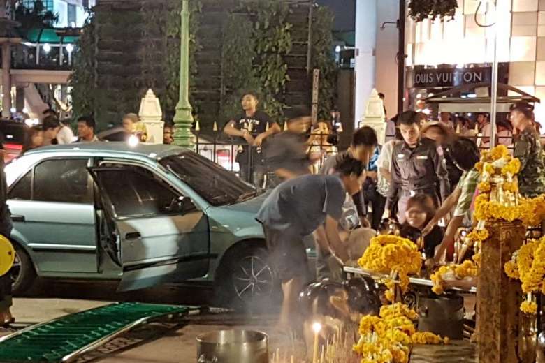 Thái Lan: Đền Erawan lại gặp chuyện