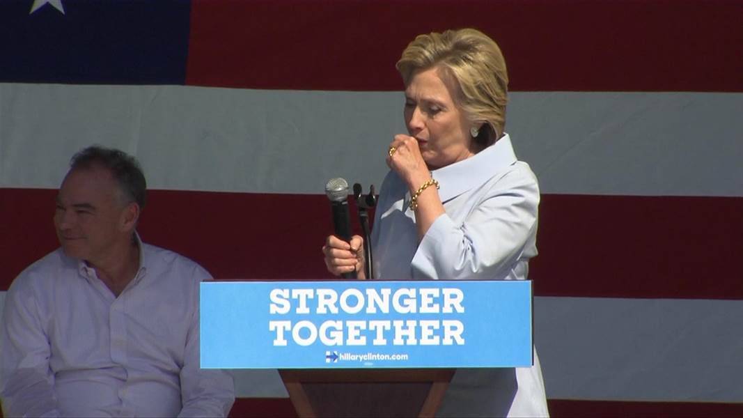 Bà Clinton "dị ứng" mỗi khi nghĩ về ông Trump