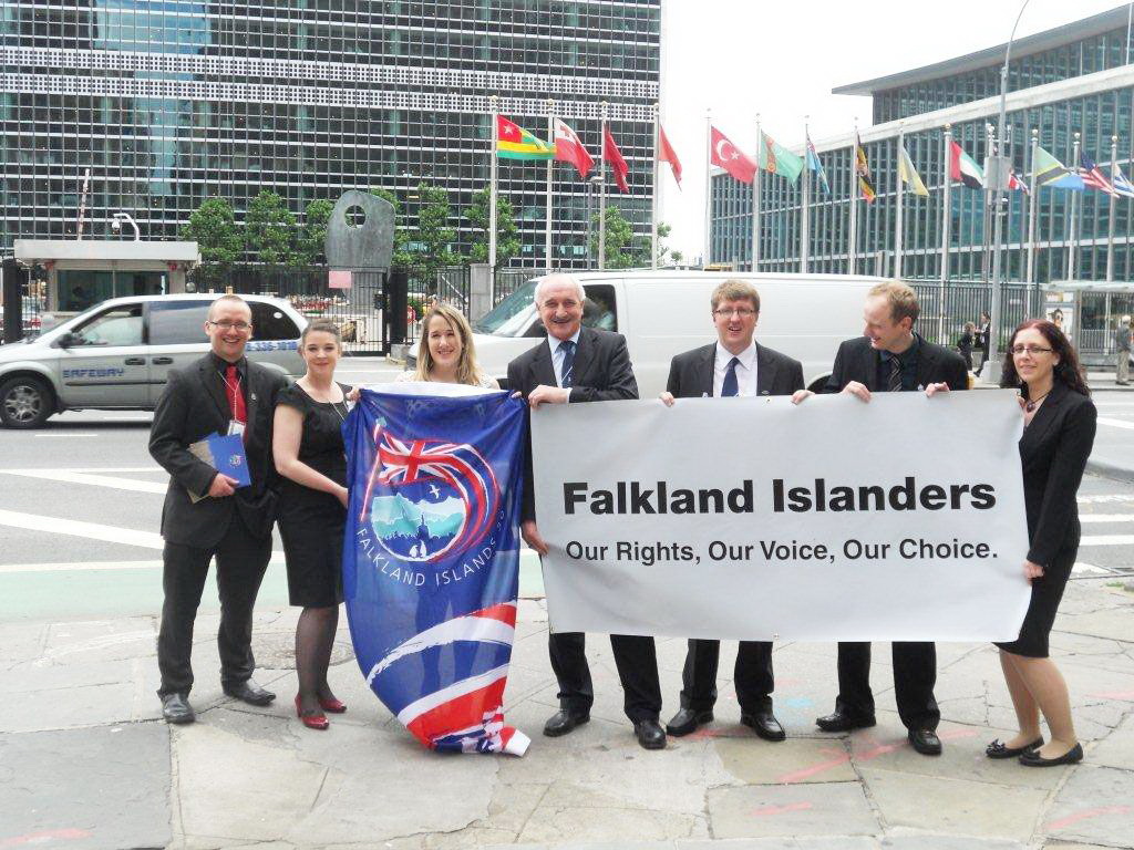 Máu loang ở quần đảo Falkland