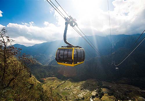 Người dân 6 tỉnh Tây Bắc được giảm giá vé đi cáp treo Fansipan Sa Pa