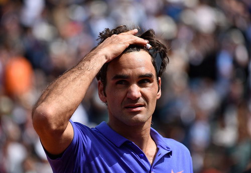 Chấn thương lưng, Federer bỏ Pháp mở rộng