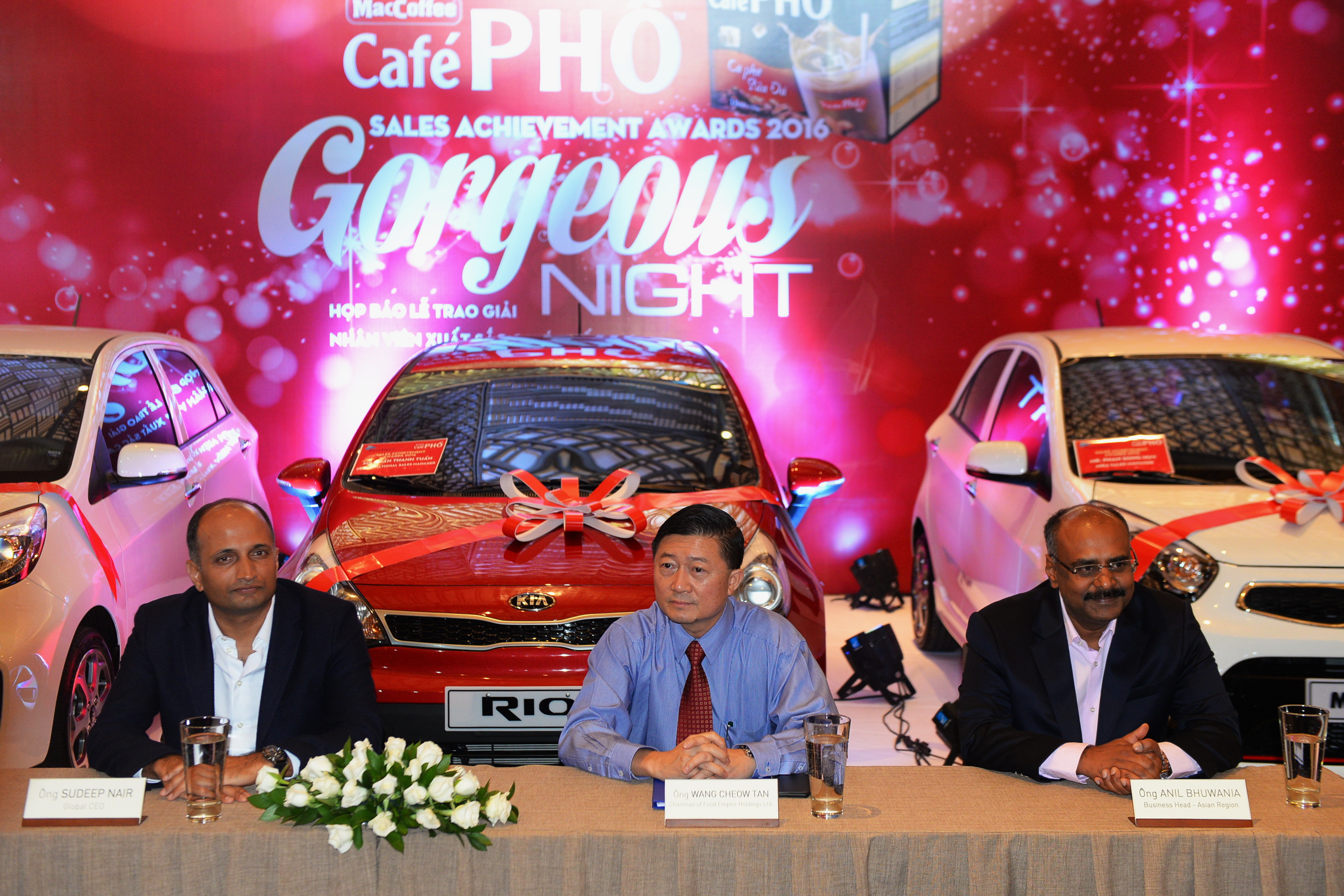 MacCoffee - Cà phê Phố và phần thưởng ôtô mơ ước