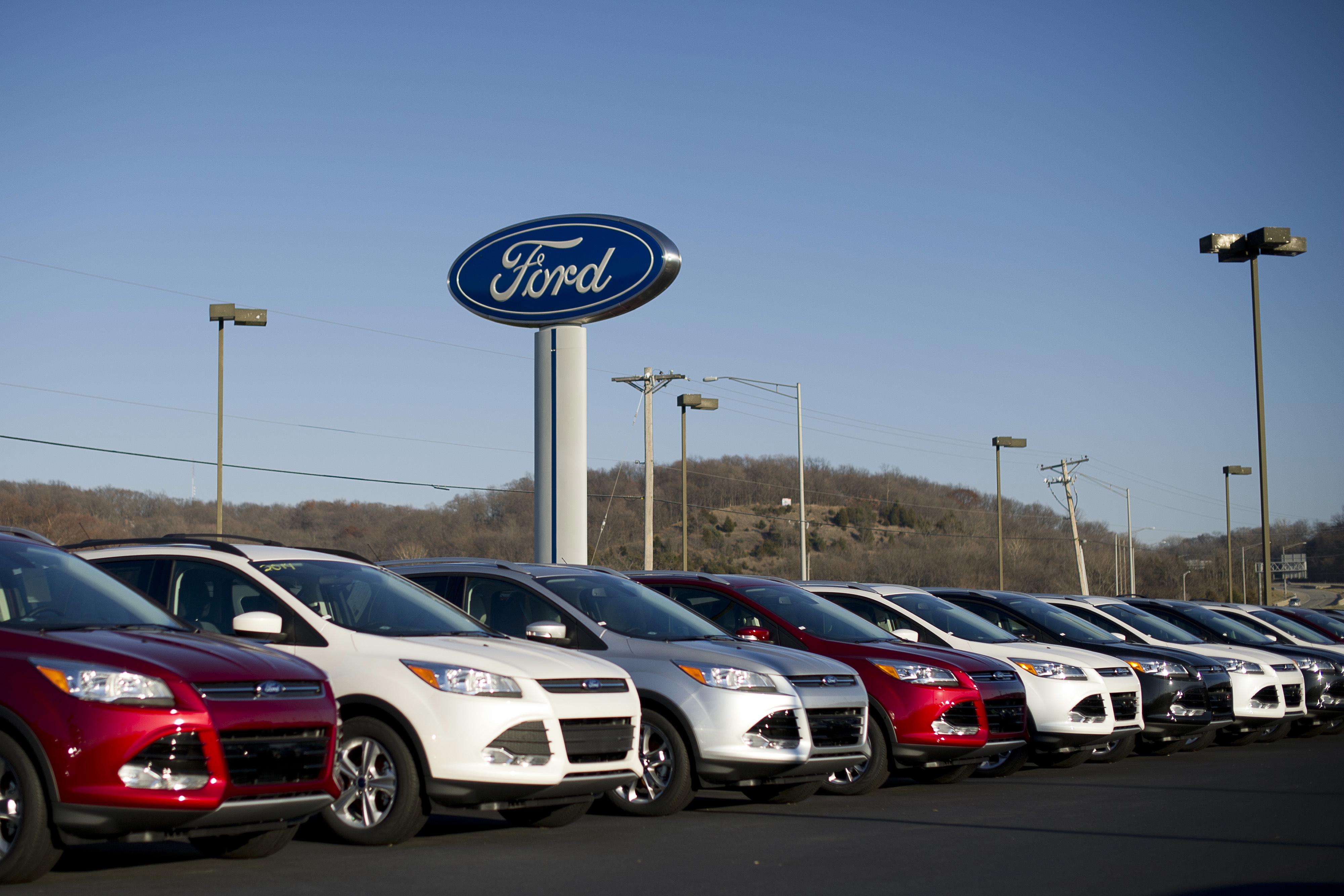 Hãng Ford bỏ túi 2,5 tỉ USD chỉ trong 90 ngày