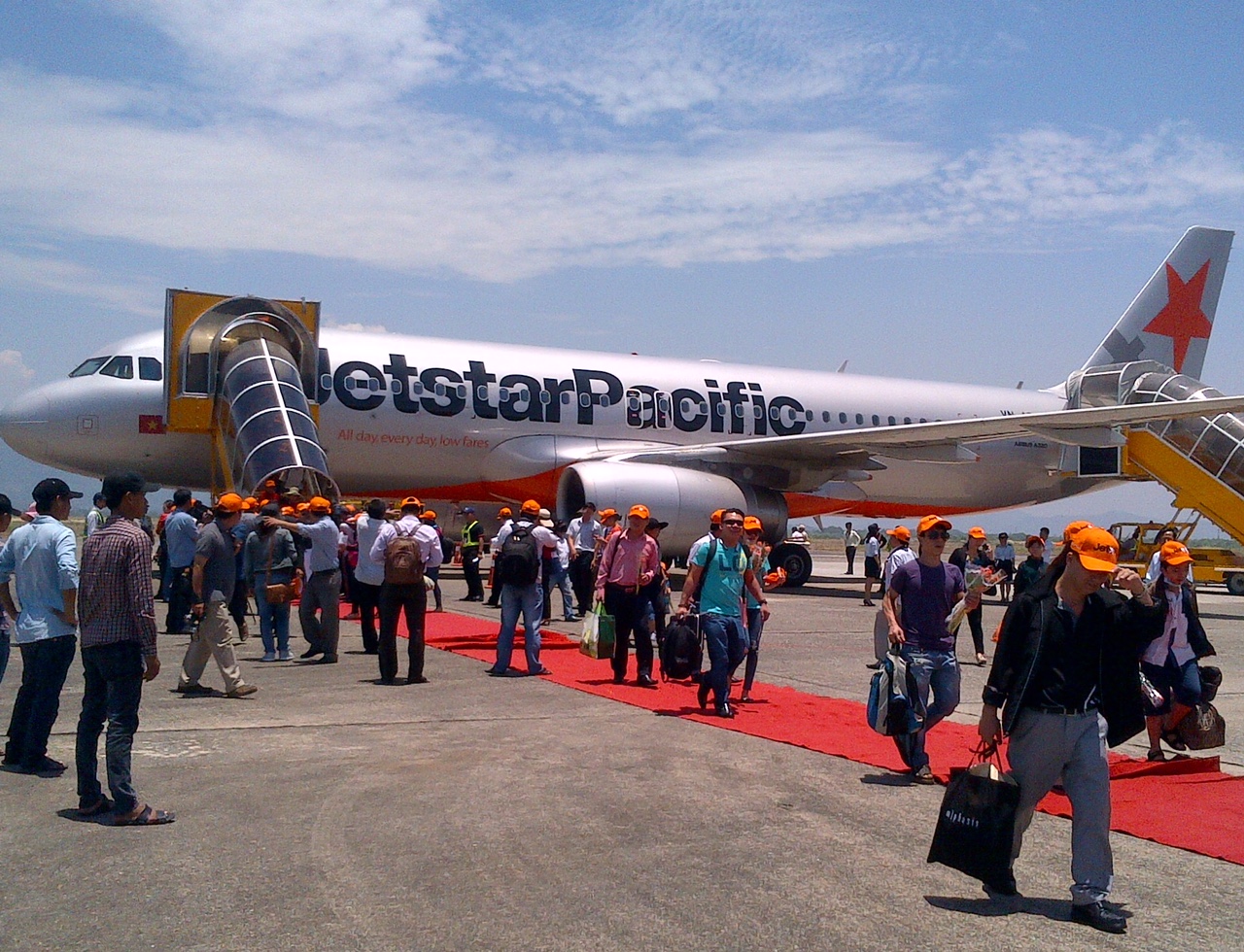 Jetstar bán vé từ 33.000 đồng trên hai đường bay mới