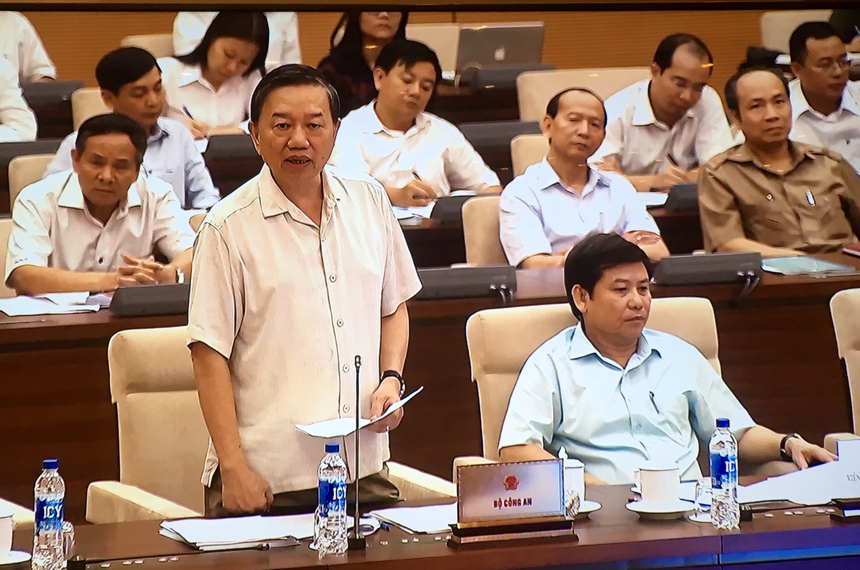 Bộ trưởng Công an đề cập tới vụ "cướp bánh mì"