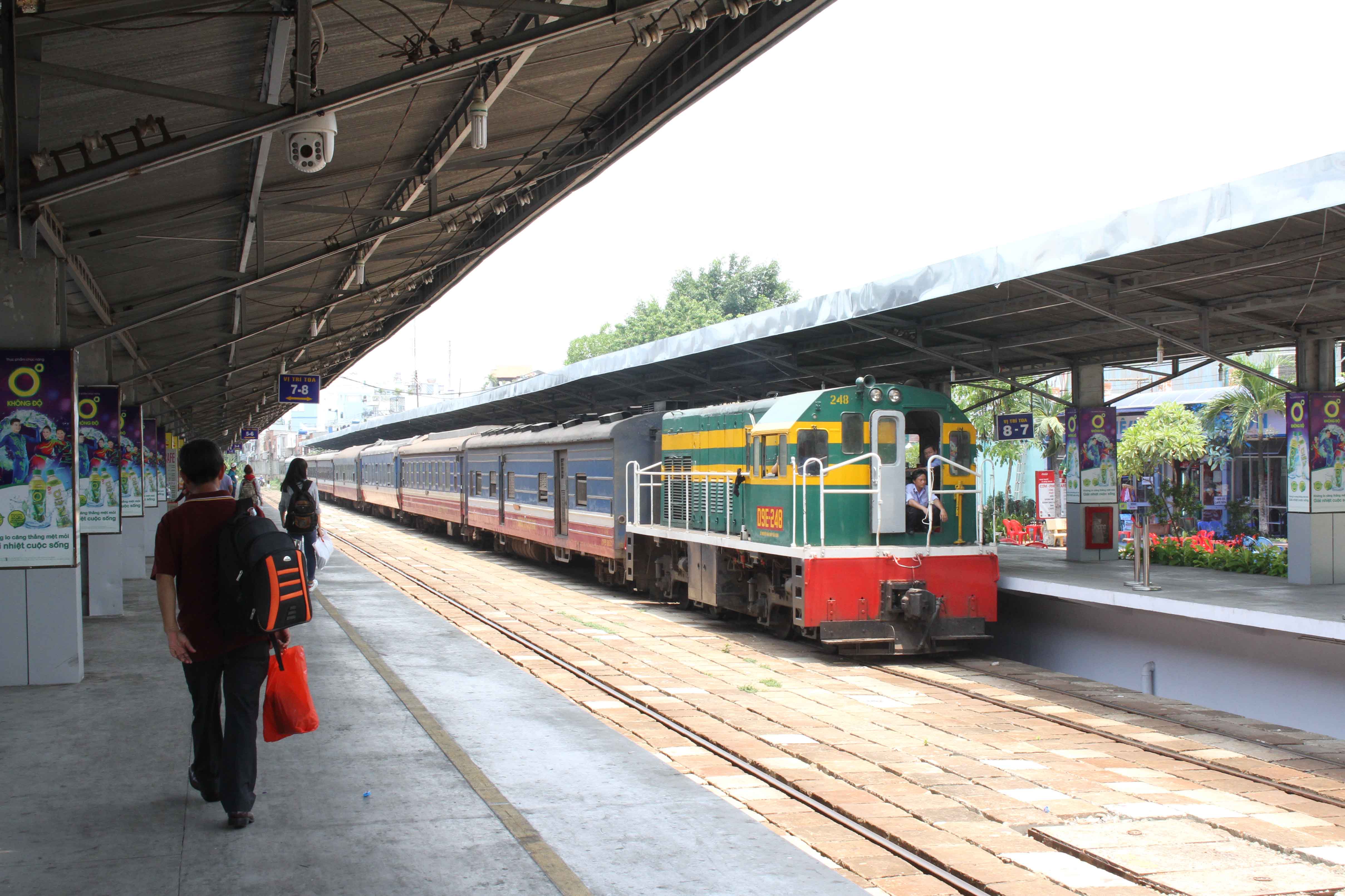 Không chịu lớn