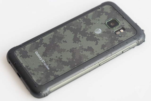 Galaxy S7 "chuẩn quân đội" ra mắt