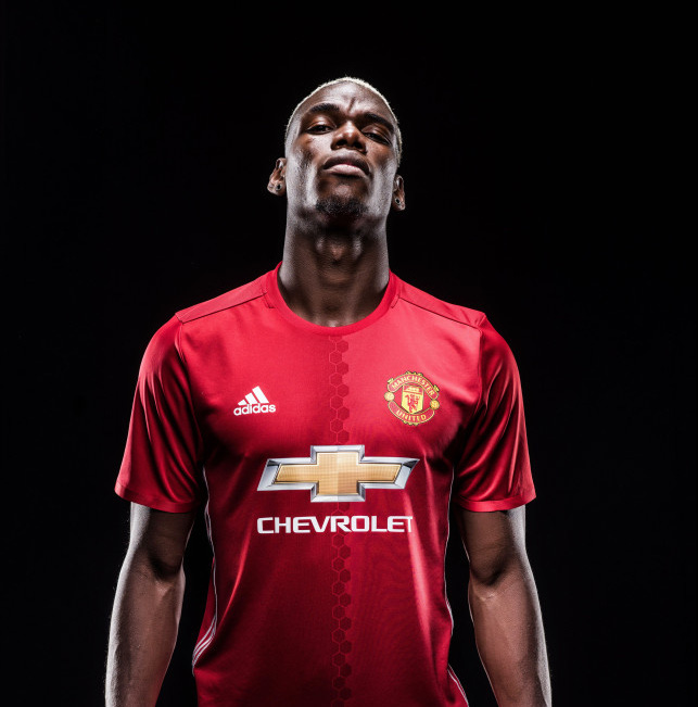 Pogba trở lại M.U vì Mourinho
