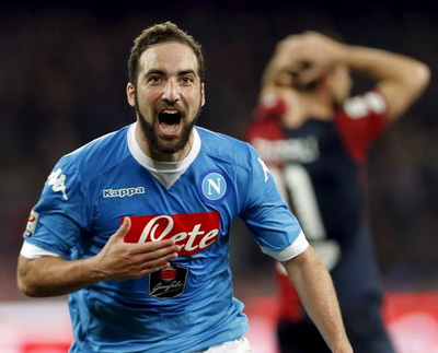 Qua mặt Arsenal, Juventus hoàn tất phi vụ “khủng” Higuain