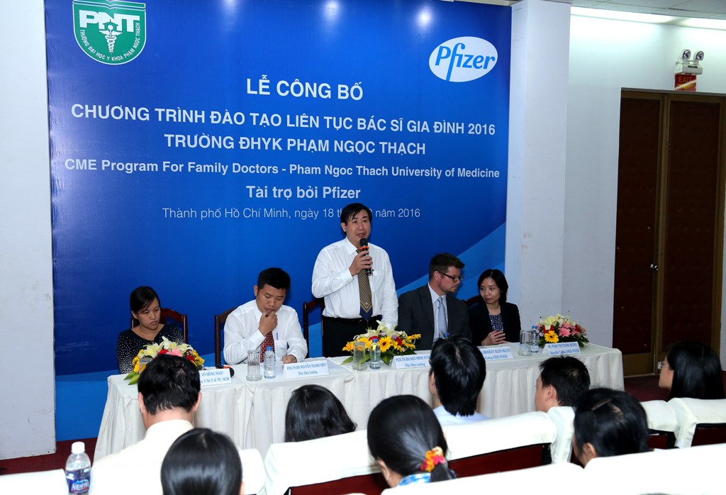 Pfizer Việt Nam đồng hành Trường ĐH Y khoa Phạm Ngọc Thạch