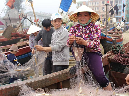 Để lại 3 bến thuyền sau vụ dân Sầm Sơn "vây" UBND tỉnh Thanh Hóa