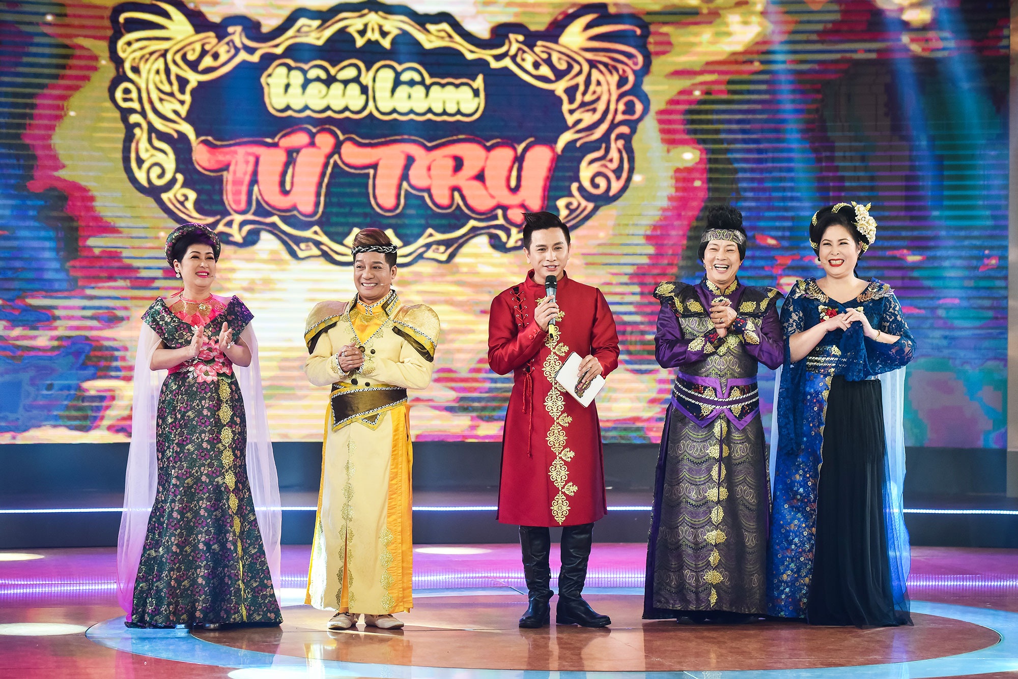 “Tiếu Lâm Tứ Trụ” làm hài “sạch” phục vụ khán giả