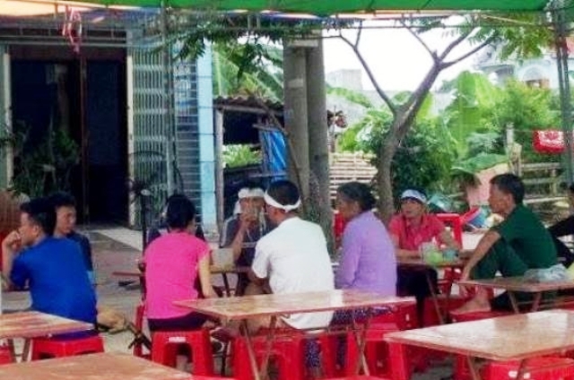Sát hại vợ đang mang thai 7 tháng rồi chích điện tự sát