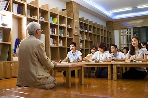 Ngôn ngữ - Công cụ hỗ trợ đắc lực cho mọi ngành nghề