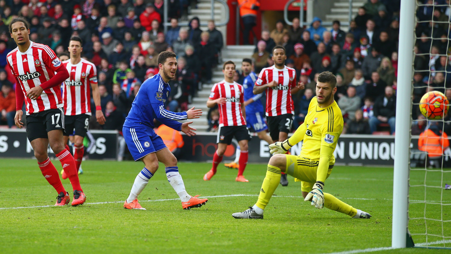 Chelsea buông cúp, đua Ngoại hạng?