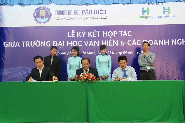 Trường ĐH Văn Hiến ký hợp tác với 24 doanh nghiệp