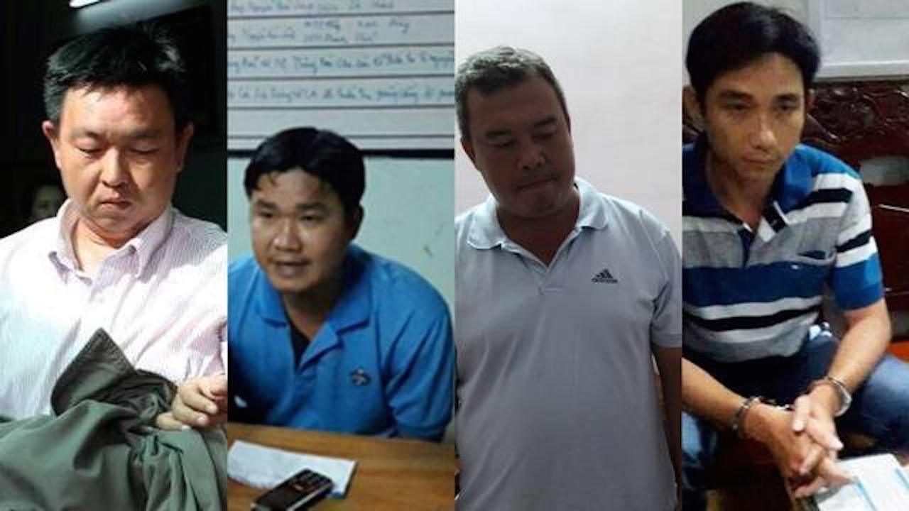 
Các quan TTGT và các tay cò trong đường d&acirc;y bảo k&ecirc; ti&ecirc;̀n tỷ. Ảnh do cơ quan c&ocirc;ng an cung c&acirc;́p
