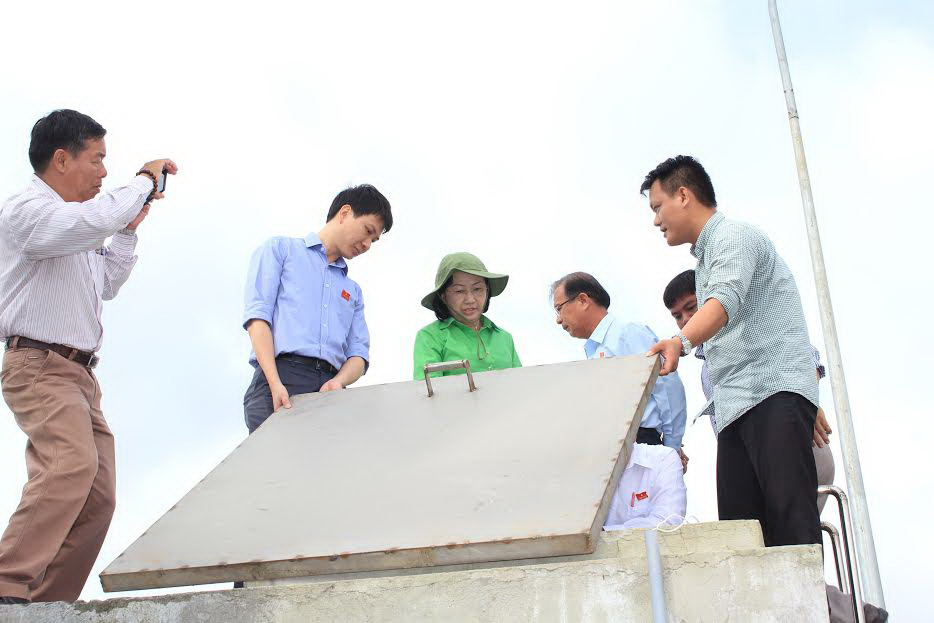 Có nước sạch nhưng dân không dùng