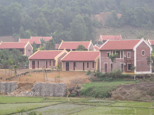 57 biệt thự trái phép ở Ba Vì: Huyện, xã đùn đẩy trách nhiệm