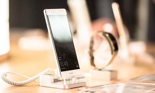 Huawei P9 và P9 Plus đạt doanh thu kỷ lục
