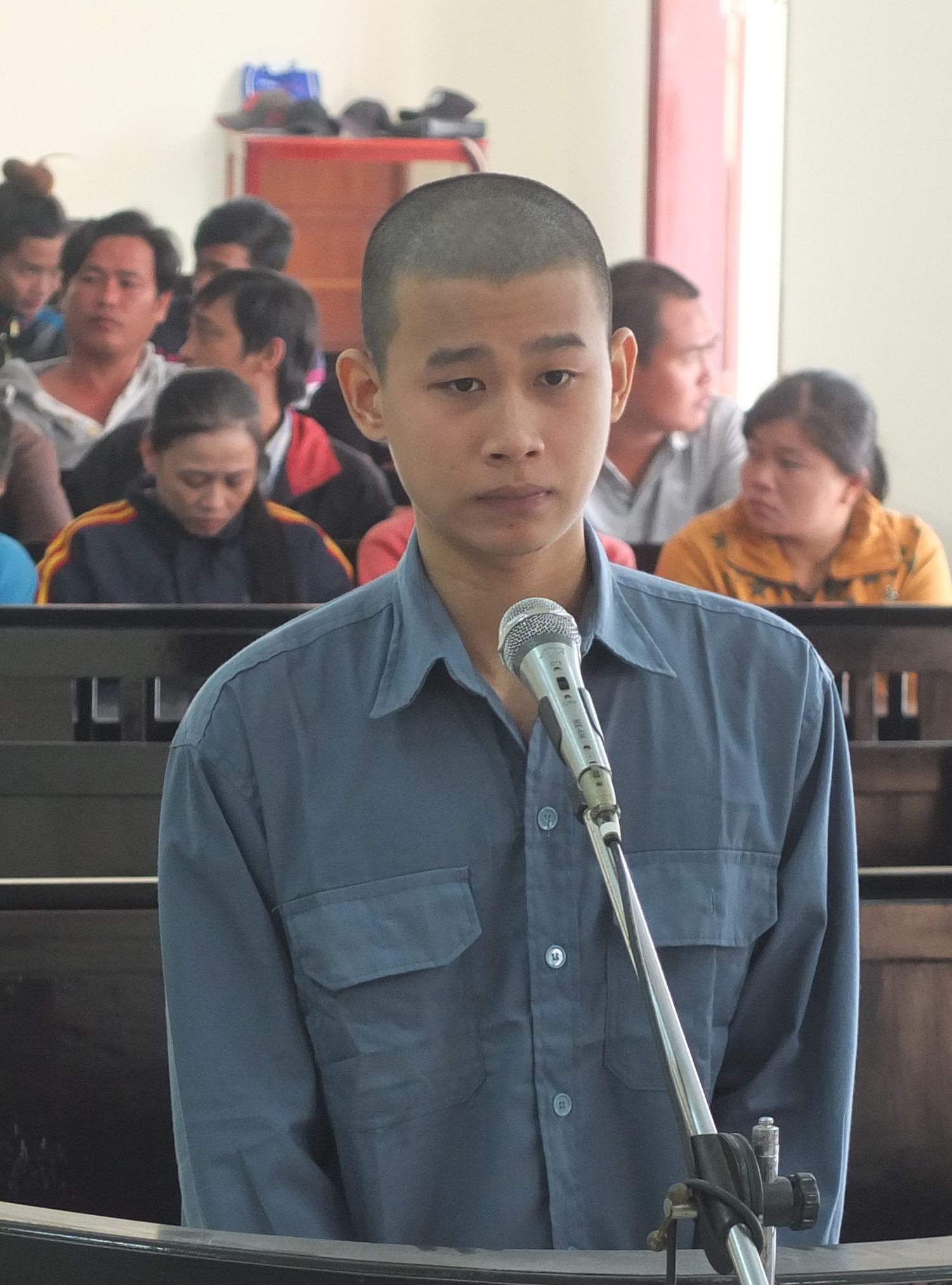 Đâm chết người vì bị mắng chạy xe ẩu
