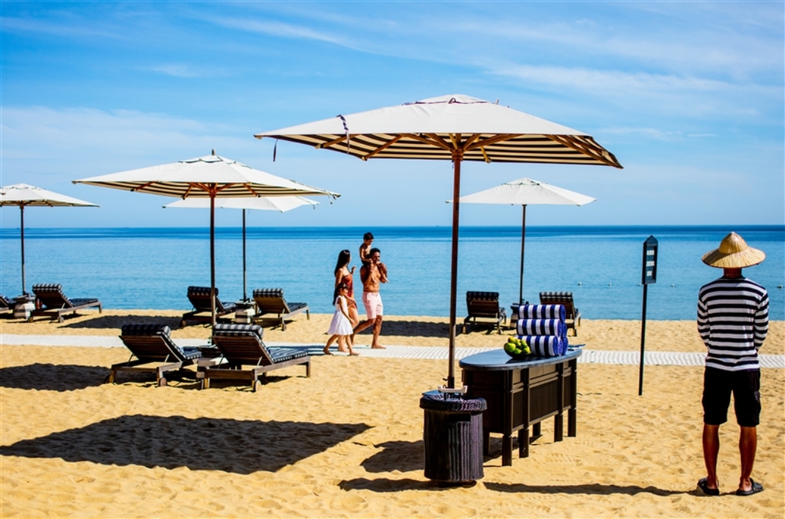 Bãi biển đẹp tại Khu nghỉ dưỡng InterContinental Danang Sun Peninsula Resort