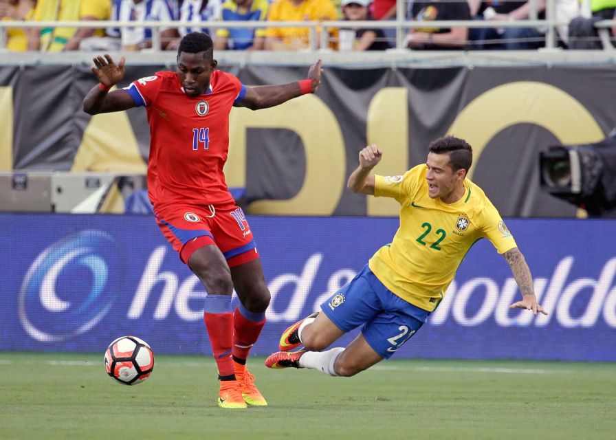 Haiti lần đầu "xé" lưới Brazil sau 57 năm