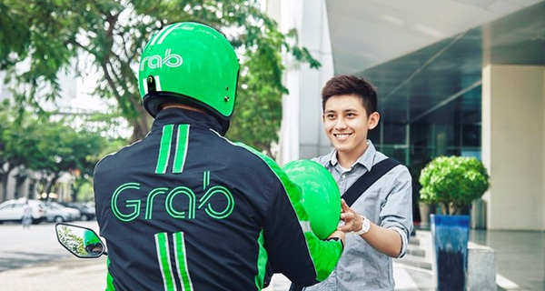 "Xe ôm công nghệ" kiếm cả chục triệu đồng mỗi tháng
