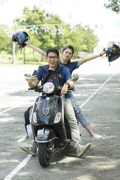 Chất như Hoàng Tử Tấm Cám với bộ quà hàng hiệu