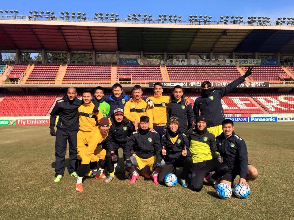 12 giờ mùng 2 Tết, xem Hà Nội T&T đấu Pohang Steelers