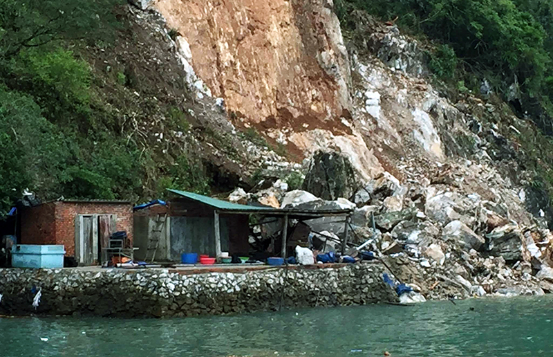 Quảng Ninh: Sạt lở núi, 3 công nhân thiệt mạng