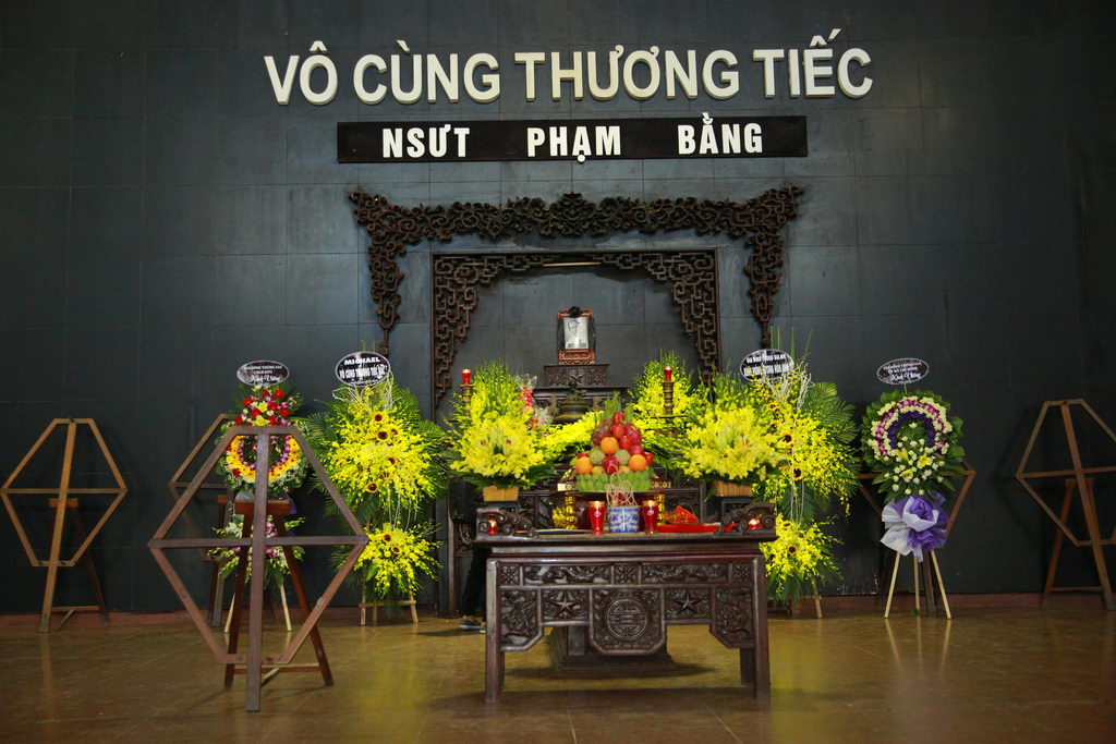 
Nghệ sĩ Phạm Bằng ra đi ở tuổi 85 sau một thời gian d&agrave;i gắn b&oacute; với nghệ thuật
