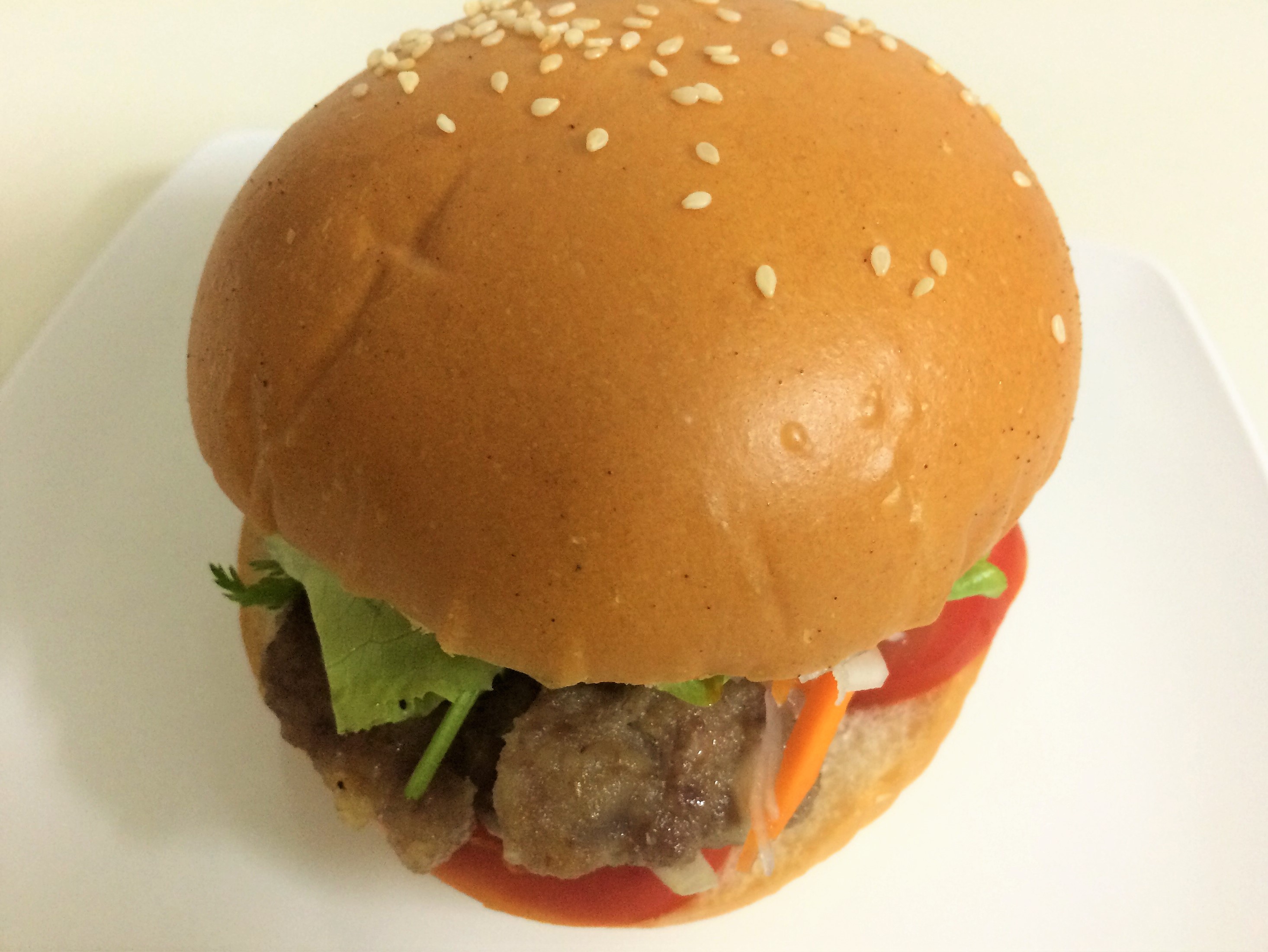 Cách làm hamburger chinh phục thiên thần nhỏ