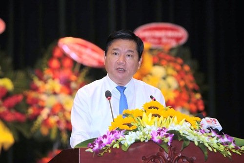 Bí thư Thăng: "Truyền lại cho thế hệ trẻ ngọn lửa yêu nước"