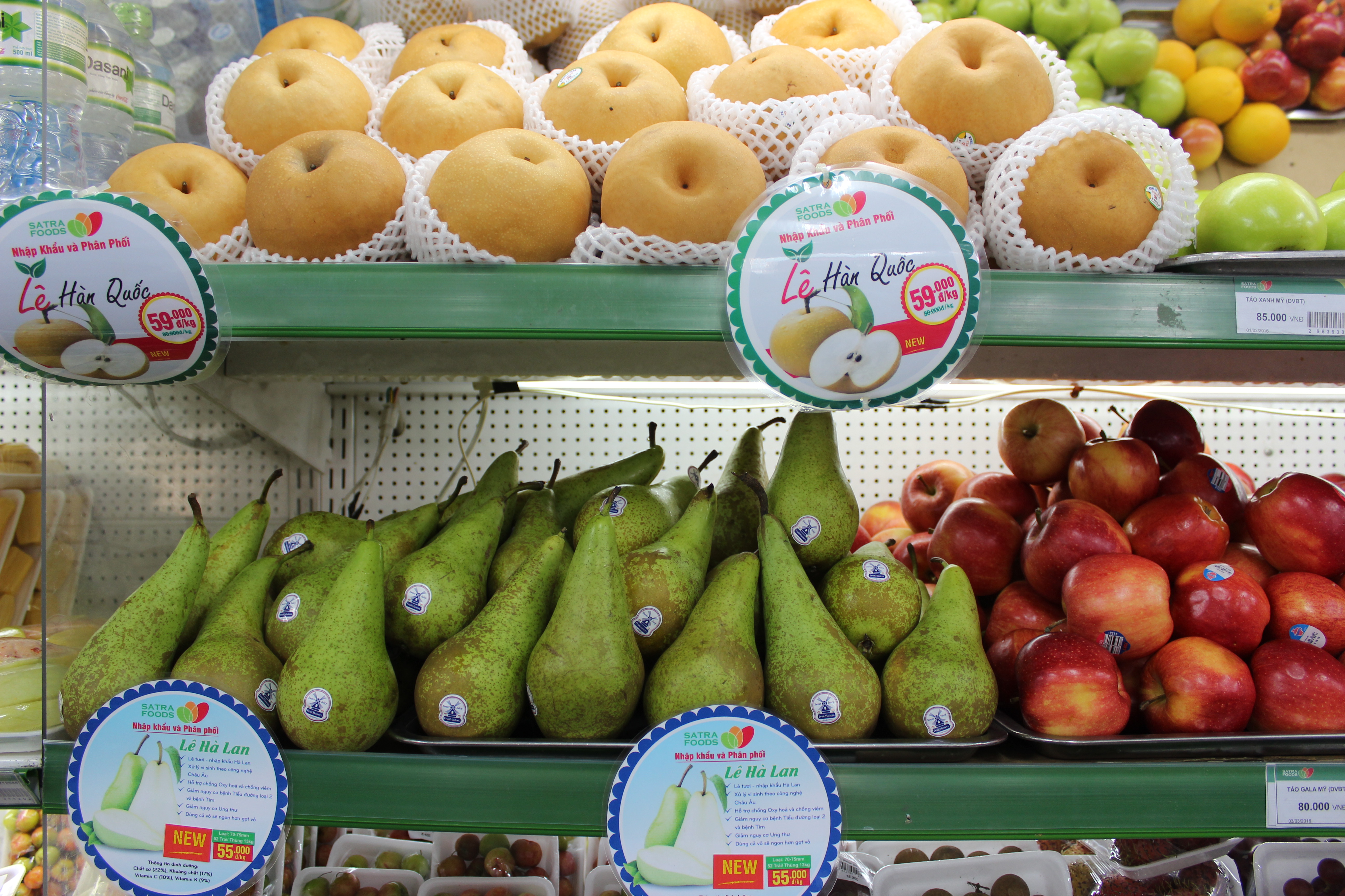 Nhiều loại trái cây nhập khẩu bán tại Satrafoods