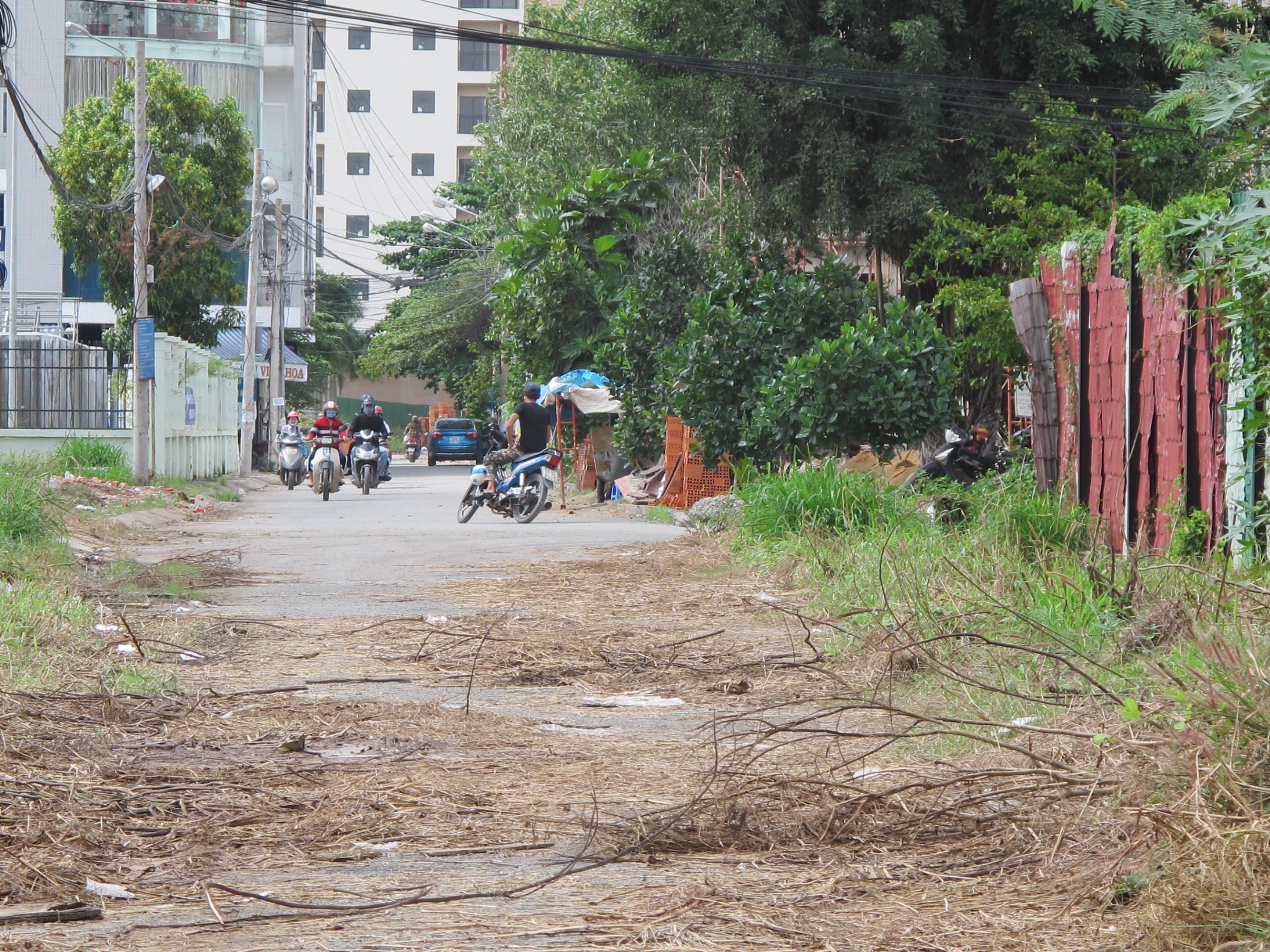 Cưỡng hiếp bạn gái mới quen, bị đâm chết