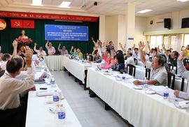 Lãnh đạo Đảng, nhà nước ứng cử khác địa phương