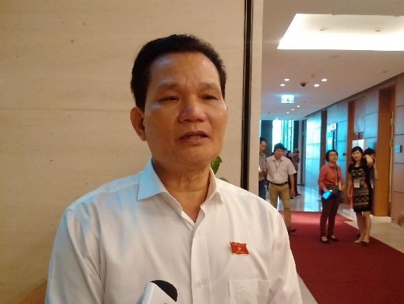 Không phải thi giáo dục công dân là giảm bạo lực học đường