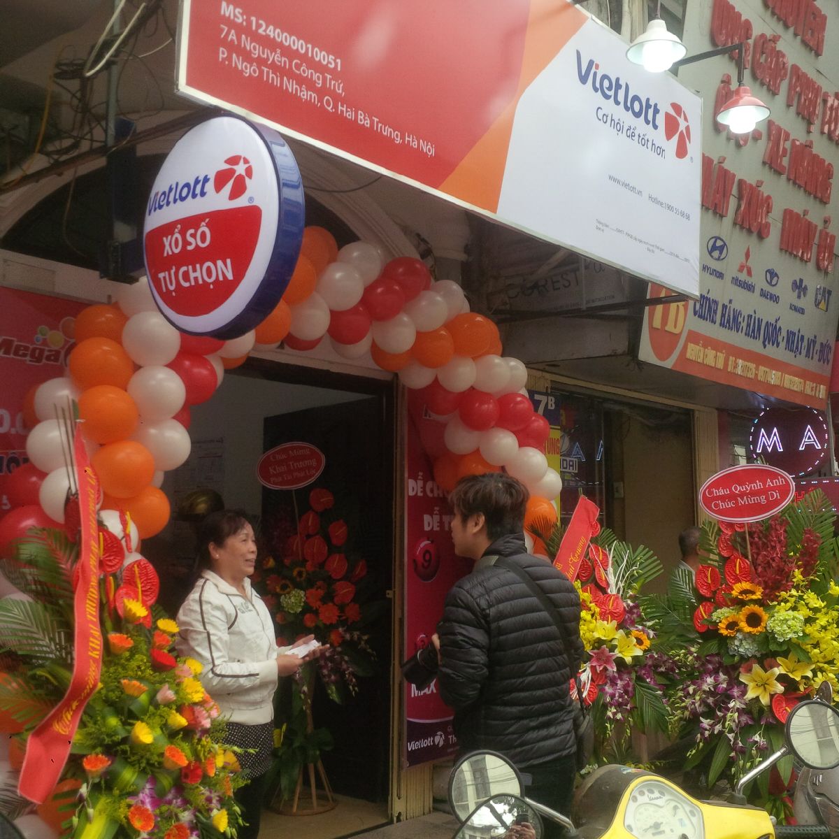 
Một trong 100 điểm b&aacute;n v&eacute; số điện to&aacute;n Vietlott đ&atilde; ch&iacute;nh thức mở cửa tại H&agrave; Nội
