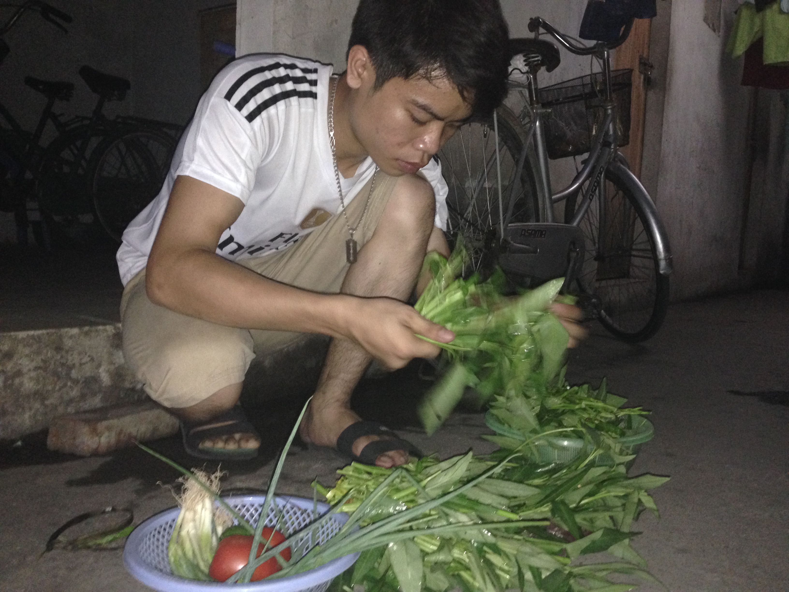 Đề xuất tăng lương tối thiểu chỉ 5%: Quá tệ bạc với người lao động