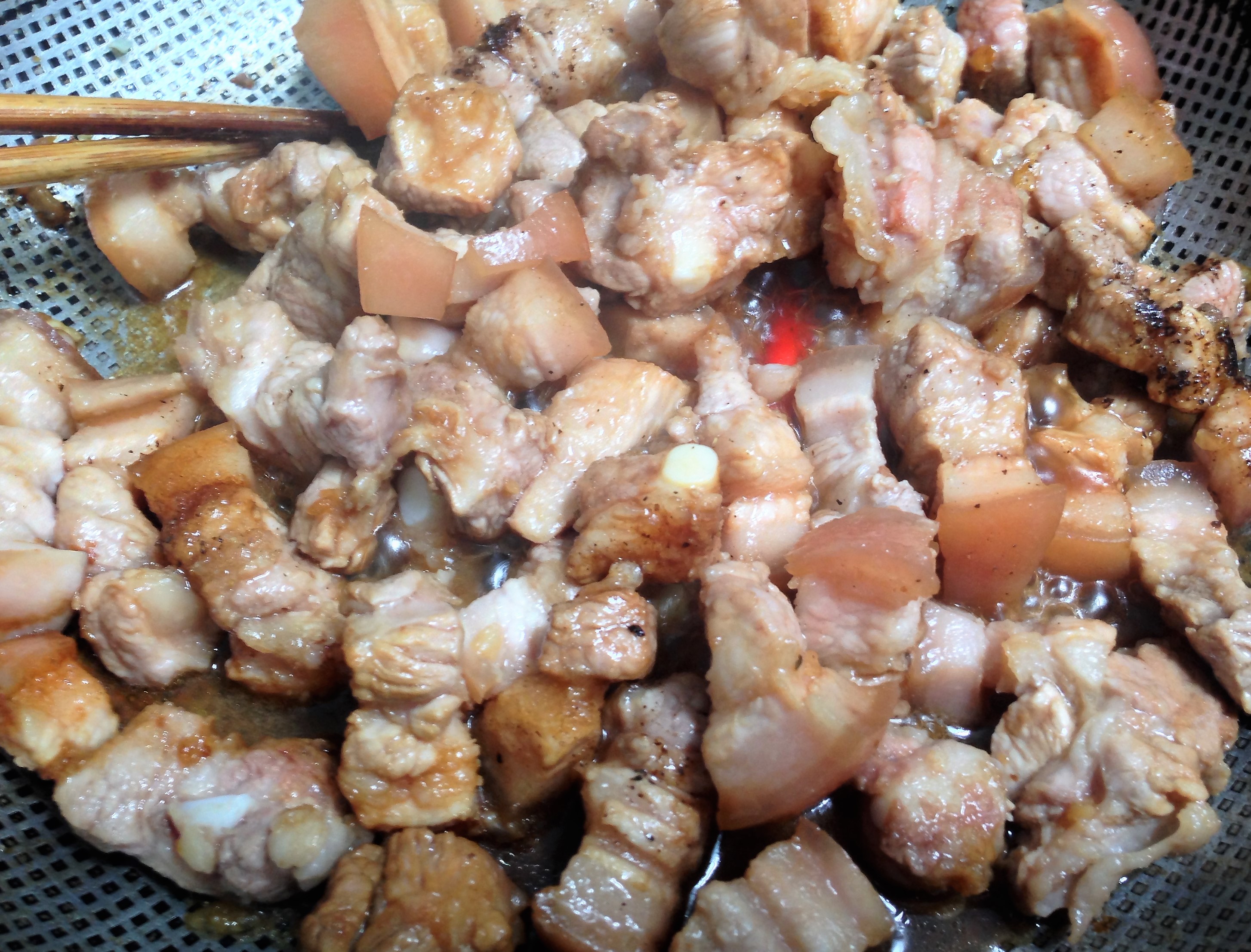 
X&agrave;o cho thịt săn lại

