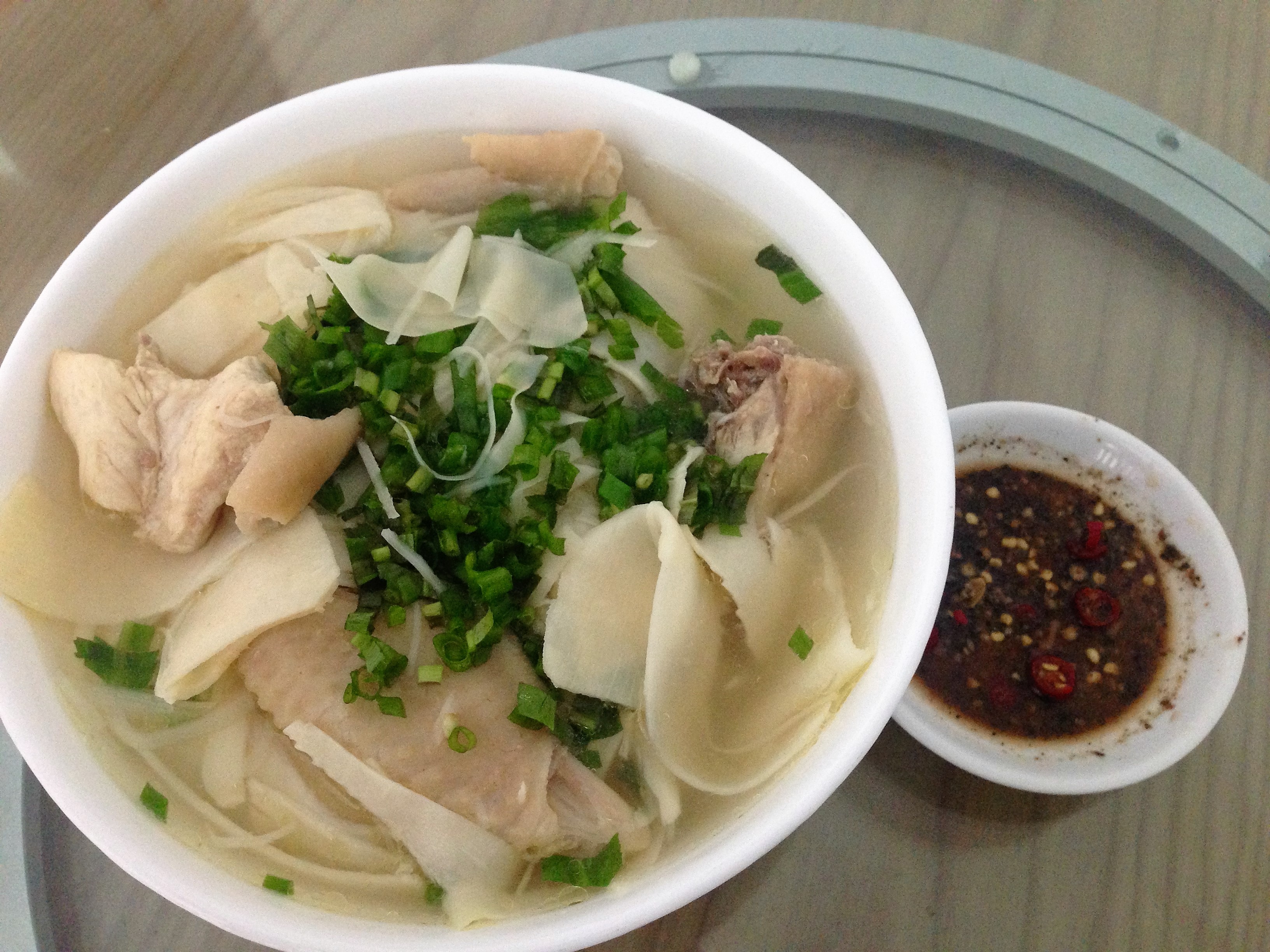 Món ăn đơn sơ nhưng chứa cả tình thương của má