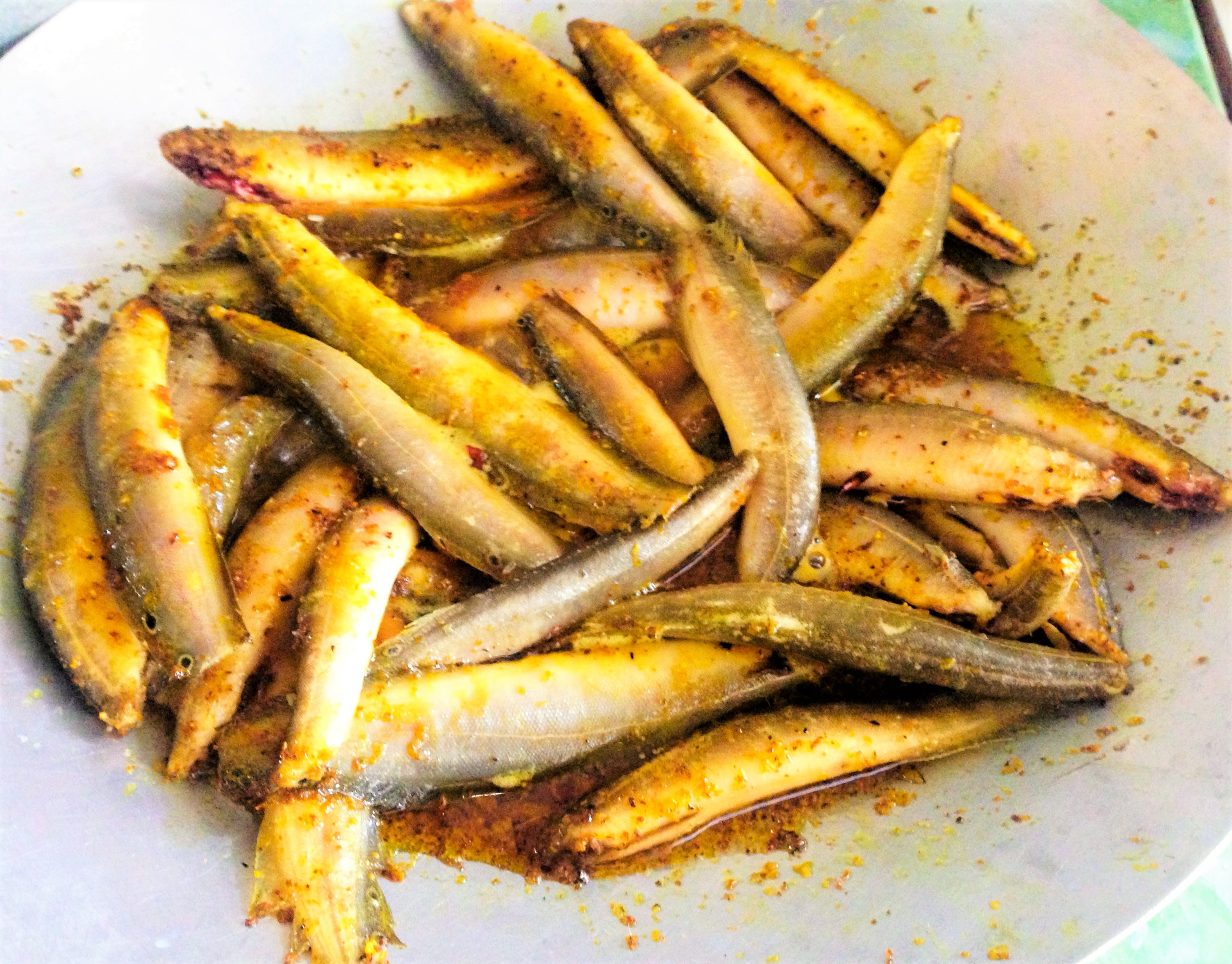 
C&aacute; chạch kho nghệ
